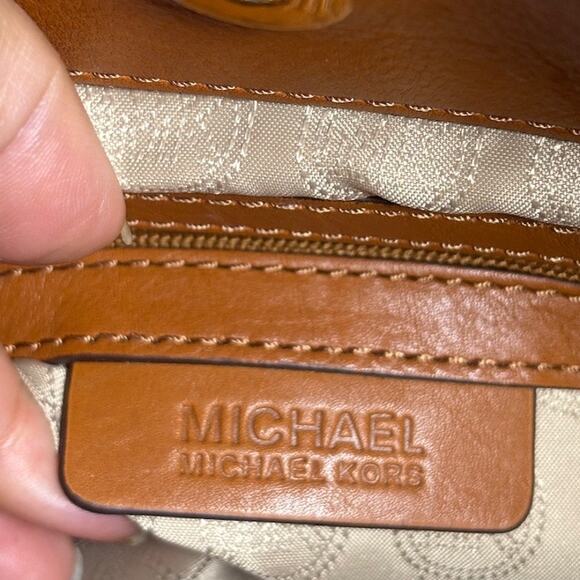 Michael Kors Hamilton Brown Monogram Logo Large Satchel Tote Bag Gold Hardware - Picture 6 of 11